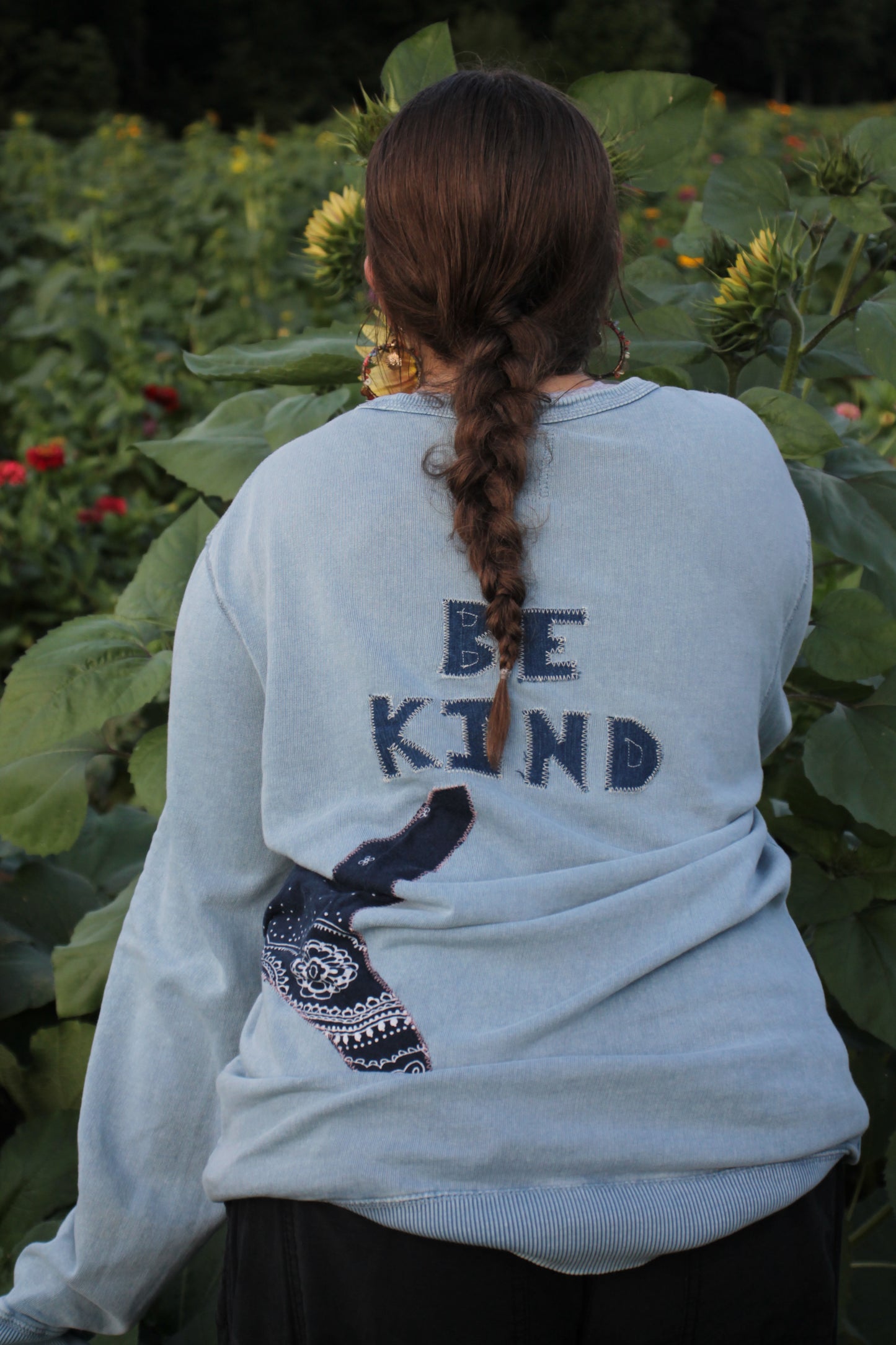 Kind Shark Crewneck- L